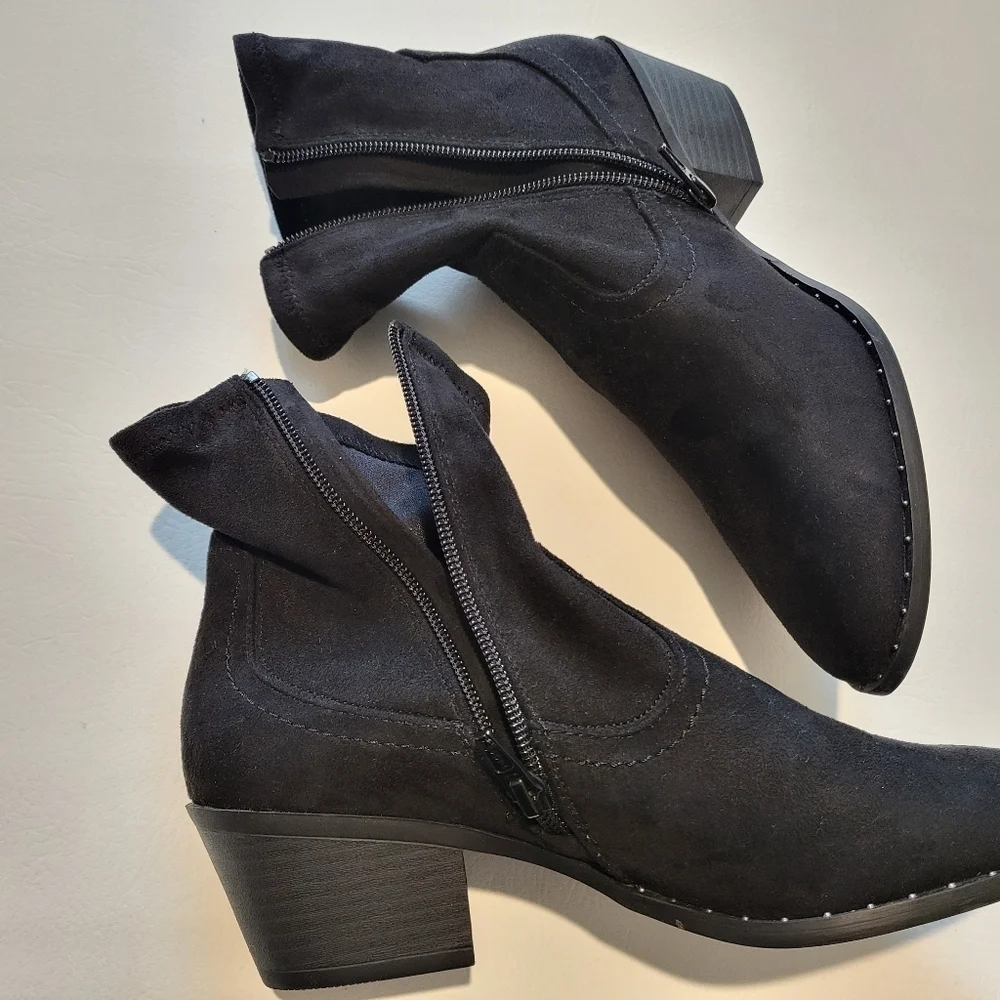 SO womens black faux suede zipper closure stacked heel ankle boots size 9 NWOB - Picture 6 of 11